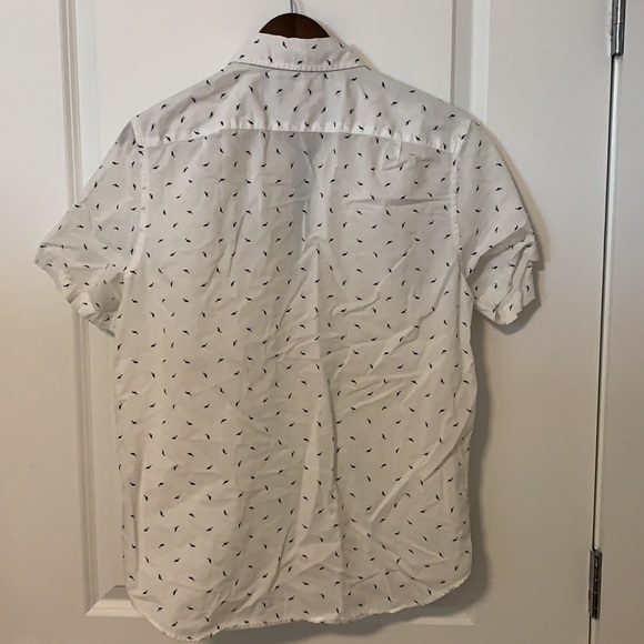 Men’s Nautica dolphin classic fit button up - Picture 4 of 4